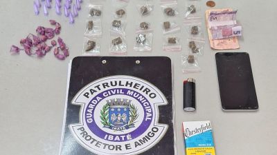Ação da GCM resulta em apreensão de drogas e detenção de menor em área de tráfico