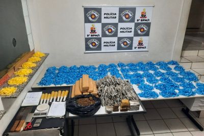 PM encontra “casa bomba” e apreende mais de 7,5 mil porções de drogas em Marília