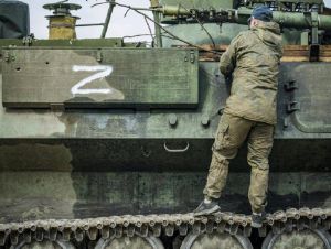 A Rússia afirma ter tomado o controle da cidade de Donetsk de Bajmutske