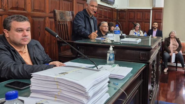Secretário de Saúde participa de audiência pública na Câmara Municipal