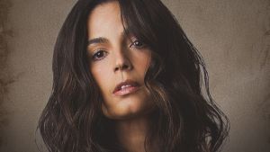 Emanuelle Araújo lança o single "Beija Minha Boca" no Carnaval 2026