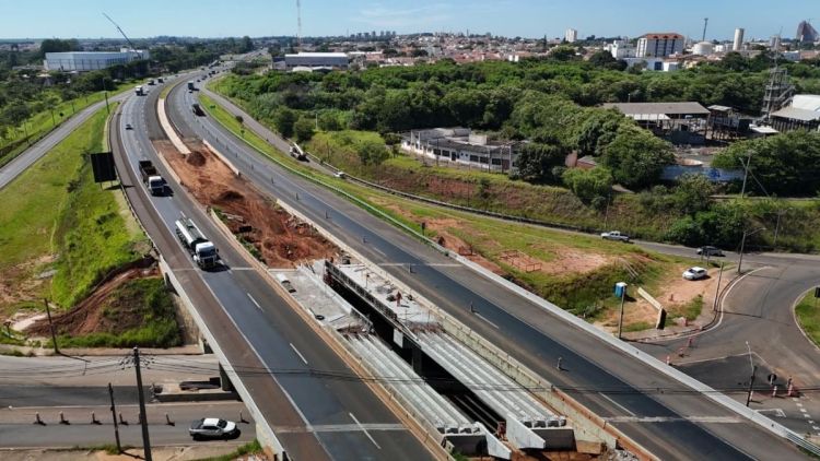 Atenção: Implantação de terceiras faixas na sp-310 - São Carlos; viaduto do Jockey Club será interditado