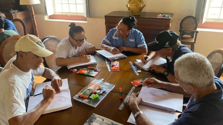 Educação ao Longo da Vida chega à zona rural com turma de alfabetização na Fazenda Pinhal