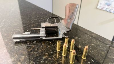 Duplo baleamento em Água Vermelha termina com prisão e apreensão de arma em São Carlos