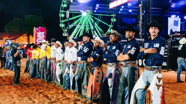Montarias em touros definem finalistas na arena do Ribeirão Rodeo Music 2026
