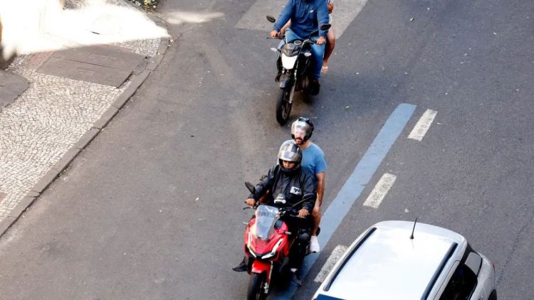 Número de trabalhadores por aplicativo cresce 25% e chega a 1,7 milhão