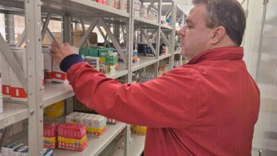 Farmácia de alto custo dispensa mais de 160 medicamentos em São Carlos