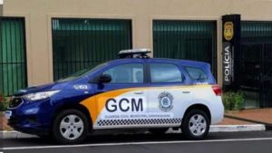 Professor de cursinho popular é preso pela GCM por vandalismo durante a madrugada em Araraquara