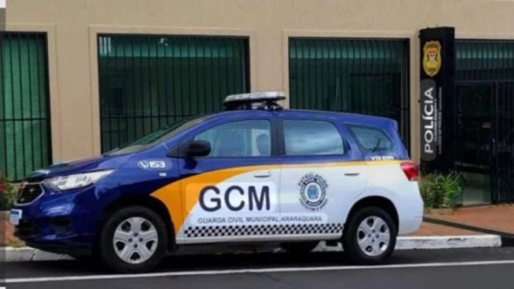 Professor de cursinho popular é preso pela GCM por vandalismo durante a madrugada em Araraquara