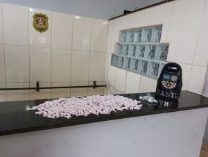 Maconha e cocaína são apreendidas no São Carlos V