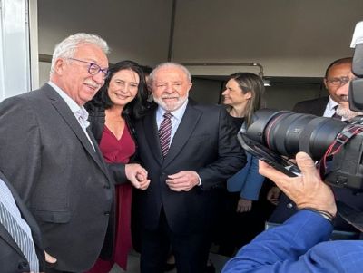Newton Lima participa de inauguração na UFABC pelo presidente Lula