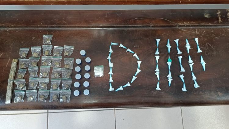 Patrulhamento da PM termina com apreensão de adolescente por ato infracional ligado ao tráfico em São Carlos