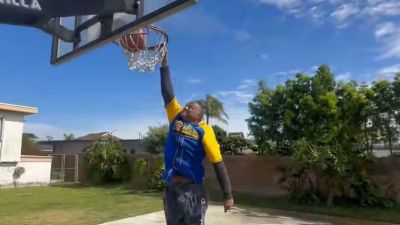 Astro da NBA, Marques Johnson segue enterrando aos 70 anos de idade