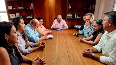 Prefeitura de São Carlos firma convênio com Faculdade do Comércio para qualificação de servidores públicos