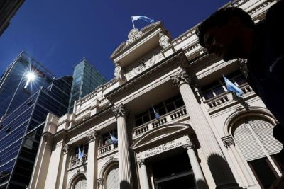 BC da Argentina anuncia novas regras de câmbio para &quot;normalizar&quot; fluxo de importações