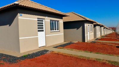 Entrega das Chaves do Residencial Parque São Lucas: Um Passo Importante para a Conquista da Casa Própria em Araraquara