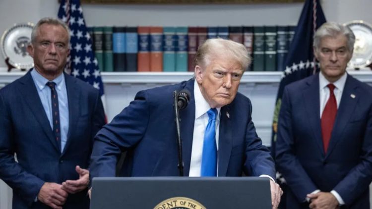 Trump sugere que paracetamol na gravidez pode causar autismo