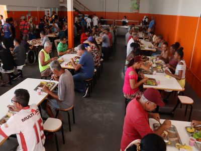 Sexta-feira vai ter arraiá nos restaurantes populares de São Carlos