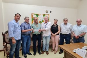 Santa Casa recebe doação de R$ 40 mil reais da ACISC