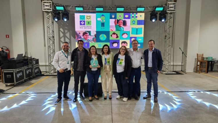 Descalvado inicia implementação do Programa “Financinhas na Escola” em parceria com o Sicoob Crediguaçu
