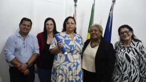 São Carlos forma 24 alunos da Educação de Jovens e Adultos