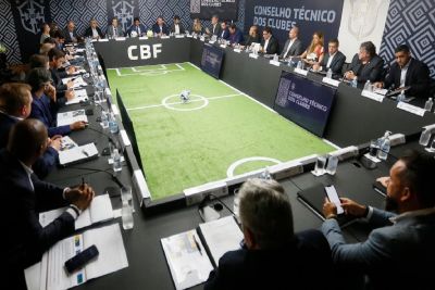 Paralisação do futebol? CBF convoca reunião extraordinária do Brasileirão só para dia 27