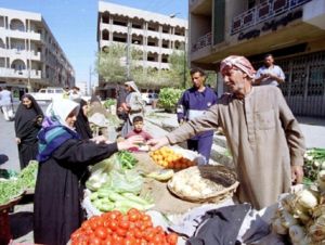 Comércio nas ruas de Bagdá