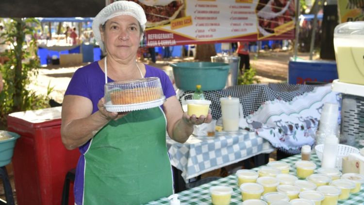 Festa do Milho da Economia Solidária reúne centenas de famílias e movimenta a Praça XV