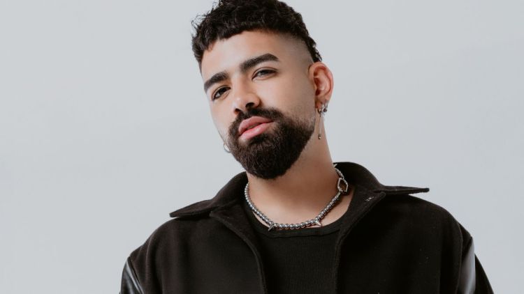 Conheça os hits que vão grudar na cabeça neste Carnaval