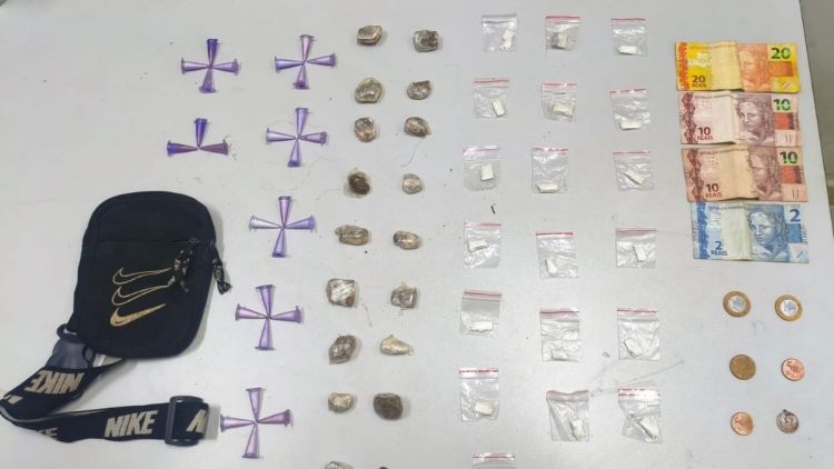 GCM de Araraquara prende homem por tráfico de drogas no Jardim São Rafael