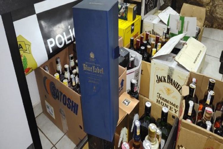 Polícia apreende bebidas falsificadas em Araraquara