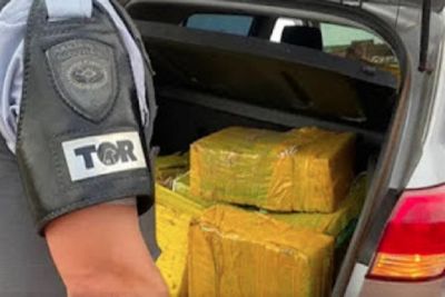 PM Rodoviária prende casal que transportava meia tonelada de maconha em carro furtado