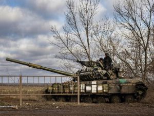 Rússia não mostra interesse real em acabar com guerra na Ucrânia, diz Blinken