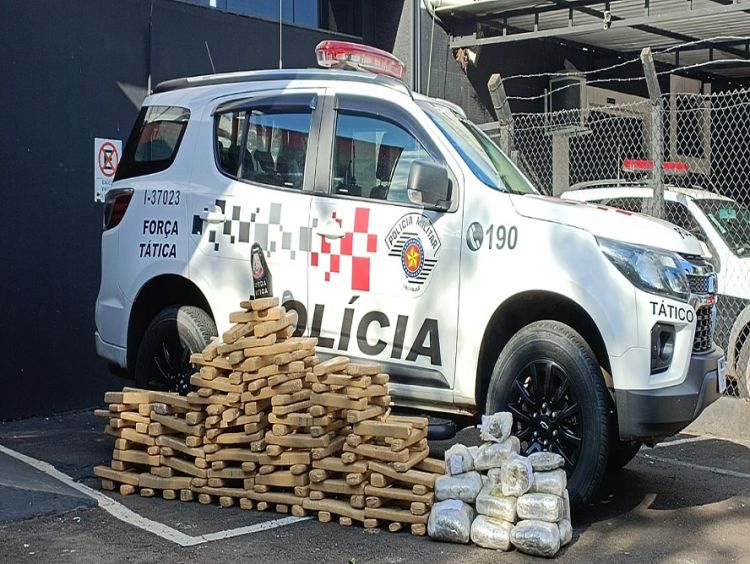 Força Tática de Rio Claro faz grande apreensão de drogas em São Carlos