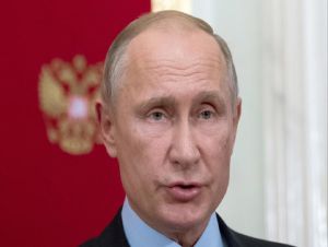 Putin sanciona lei que proíbe mudança de gênero na Rússia