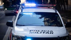 PM recupera motocicleta furtada e prende suspeito após perseguição