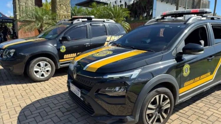 Guarda Municipal aborda trio em área com denúncias de tráfico e apreende menor em Ibaté