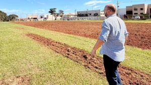 São Carlos promove reforma de praças esportivas e fortalece estrutura para competições