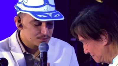 João Gomes se pronuncia após “climão” com Roberto Carlos em especial