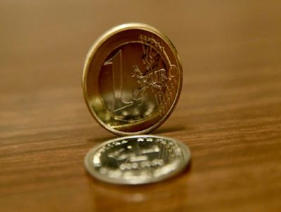 Croácia adota euro e entra no espaço Schengen