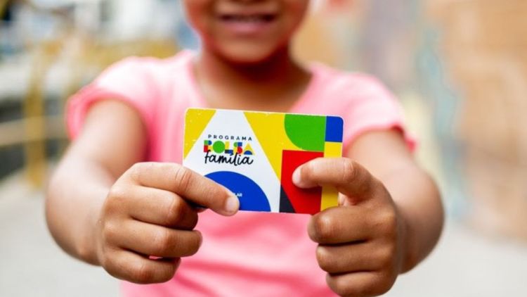 Mais de 2,22 milhões de famílias em São Paulo recebem o Bolsa Família em setembro