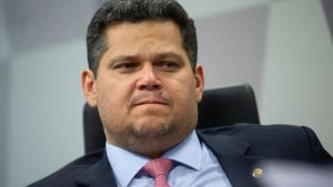Suplente de Alcolumbre é alvo de operação sobre fraude em licitações de R$ 60 milhões