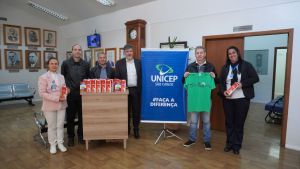 Santa Casa recebe doação de mil caixas de leite arrecadadas na 18ª Corrida UNICEP