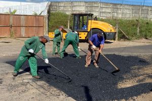Prefeitura de Ibaté dá início em operação tapa-buracos no Jardim Cruzado