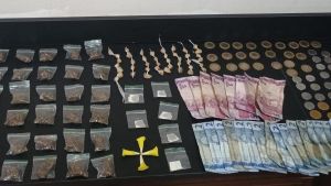 GM apreende drogas e dinheiro em ação em Ibaté