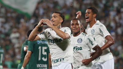 Palmeiras goleia o Floresta-CE e pega o Goiás na semifinal da Copinha
