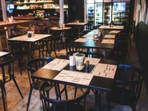 Bares e restaurantes podem obter alíquota zero em quatro tributos