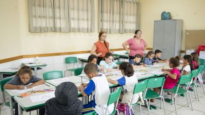 Secretaria de Educação contrata aproximadamente 160 professores para a rede municipal
