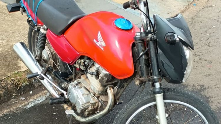 Moto com registro de furto é recuperada pela GM e menor é encaminhado à polícia em São Carlos