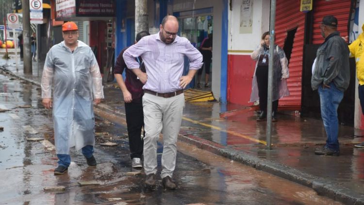 Prefeitura detalha o uso dos recursos para as obras de combate às enchentes